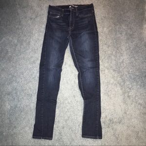 Levi slimming skinny jeans